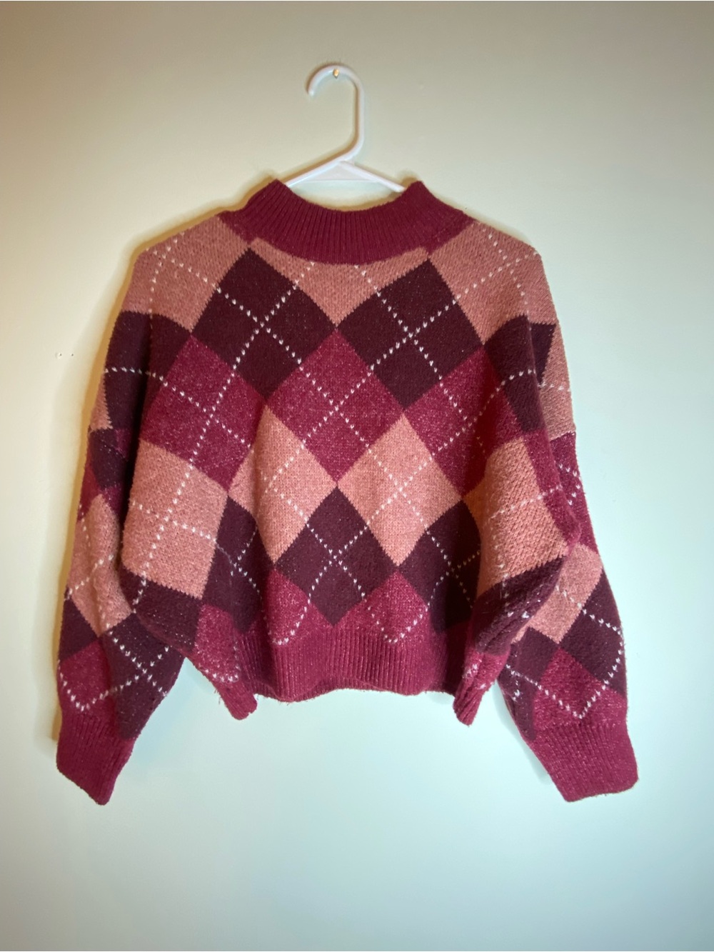 Kohl's Pink & Burgundy Argyle Mock Neck Sweater